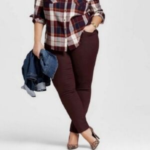 Ava & Viv Burgundy Ankle Cropped Jeans